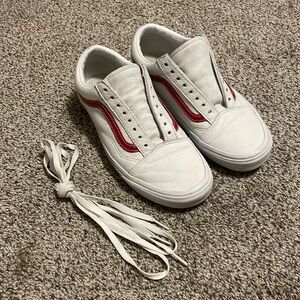 OLD SKOOL LEATHER SNEAKERS